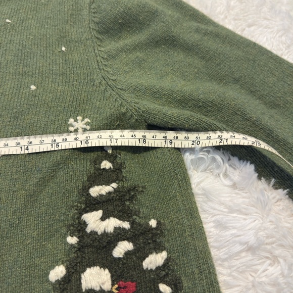 Croft and Barrow Green Holiday Cardigan with Snowman Design - Picture 6 of 8